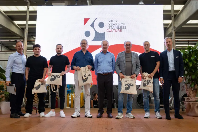 OIKI 60 anni - foto 42