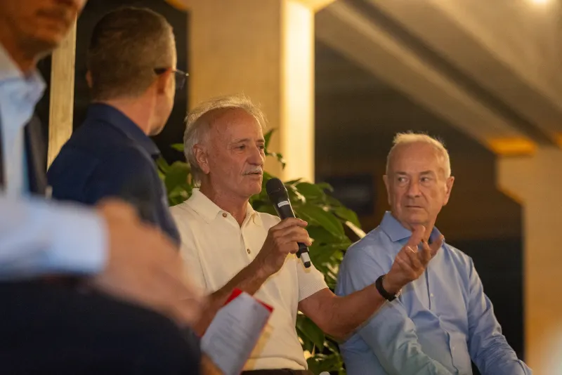 OIKI 60 anni - foto 225